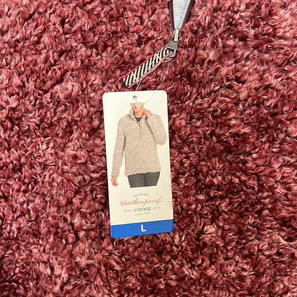 Weatherproof vintage pull over - Picture 2 of 4